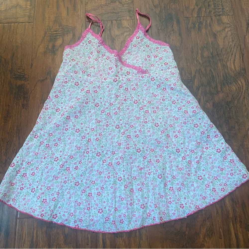 Vintage 90s y2k pink floral tunic tank top.